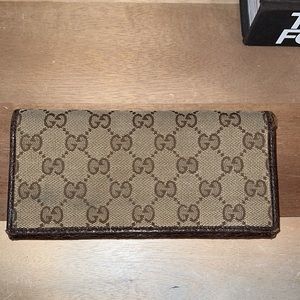 Gucci wallet